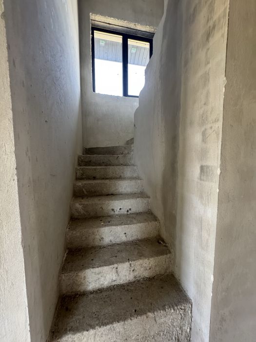 Продаж  котеджу у Бірках Proud Hills