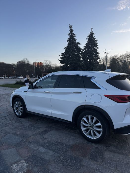 Infiniti QX50 2.0 AWD 2019 Lux Essential