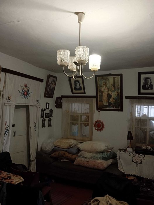 Будинок в Диканька ,опалення пічне+ газ,з енергонезалежним котлем