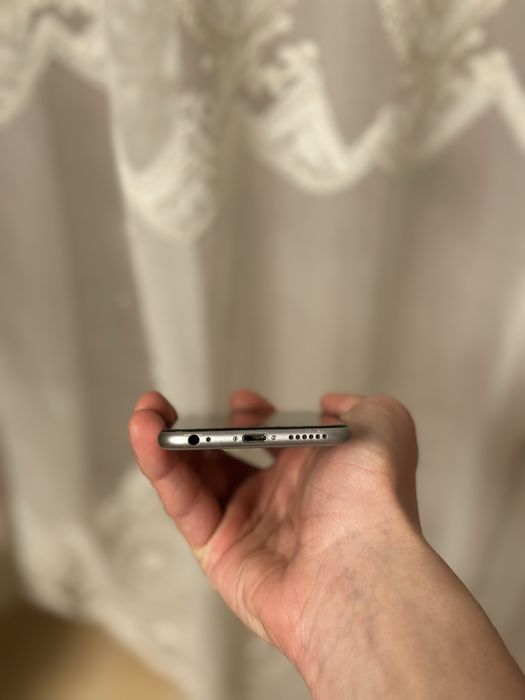 Iphone 6s 16гб.