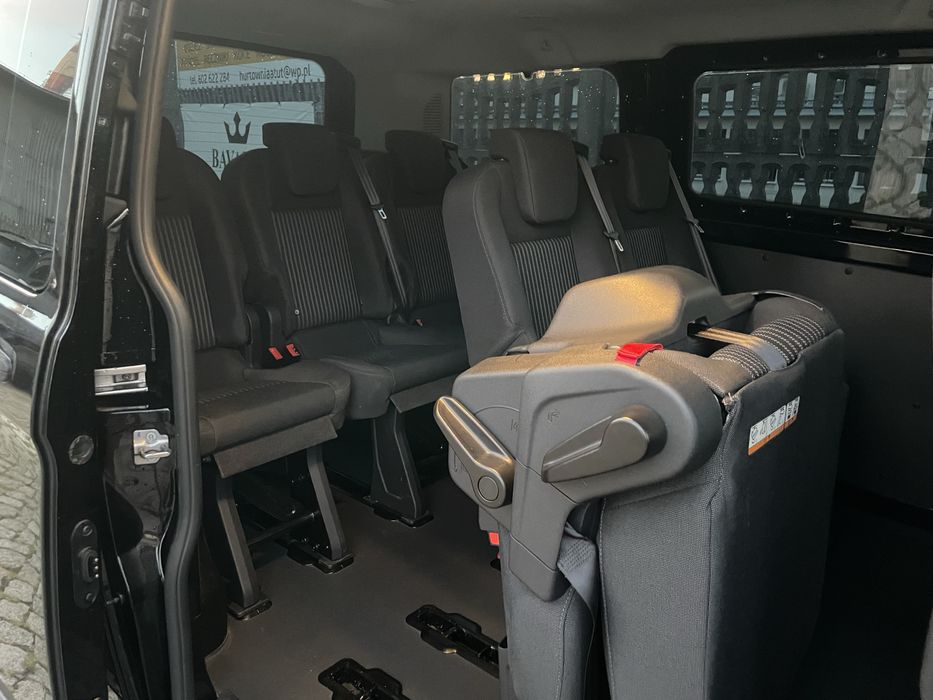 Wypożyczalnia, wynajem busa 8/9 osobowego Ford Transit Custom