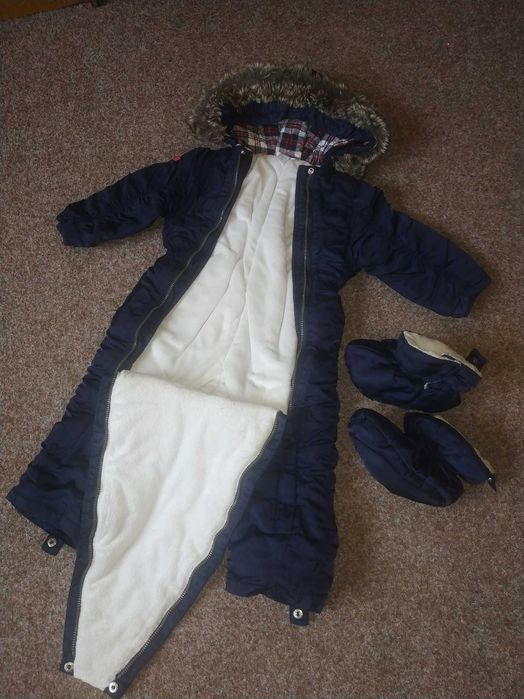 Теплый комбинезон для мальчика