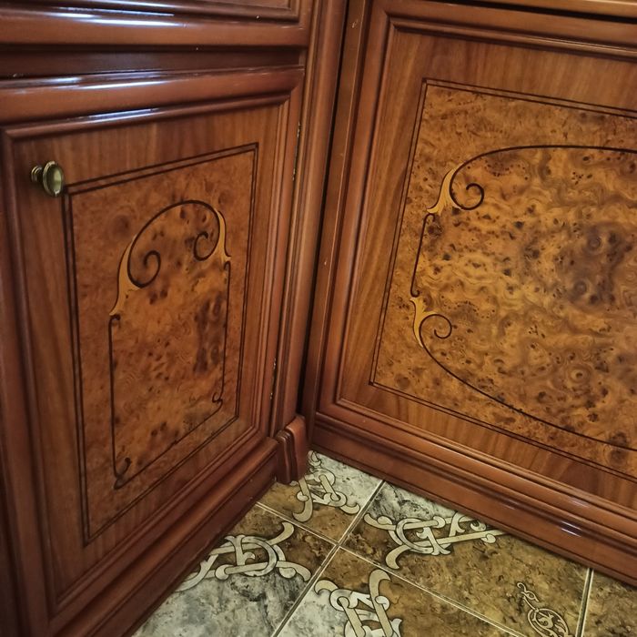 Продам стінку ( бар)