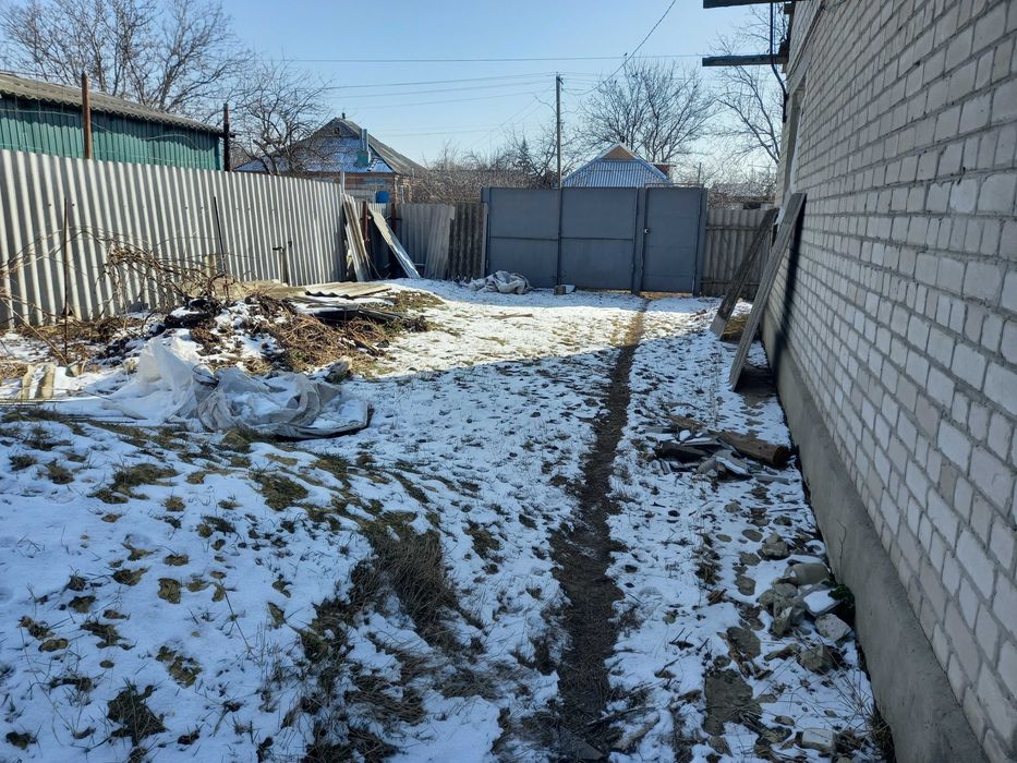 Будинок 99,4 м² та Гараж з підвалом 42,83  м² (НЕ АРЕНДА, ПРОДАЖ)