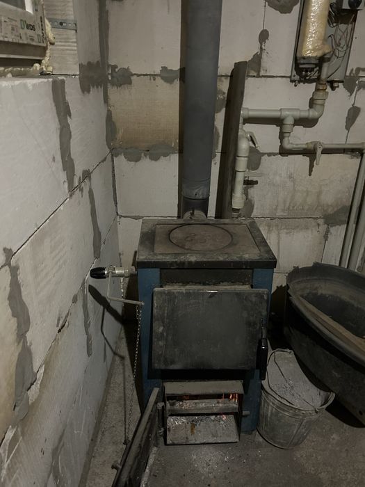 Продам твердопалевний котел