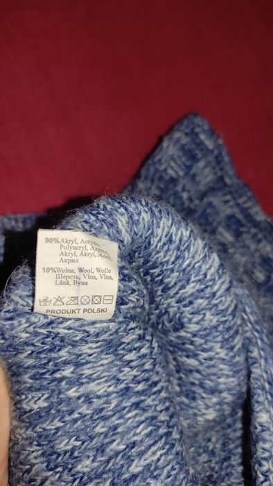 Шапка с бубоном с хомутом