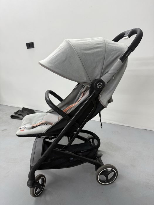 Прогулянкова коляска Cybex beezy