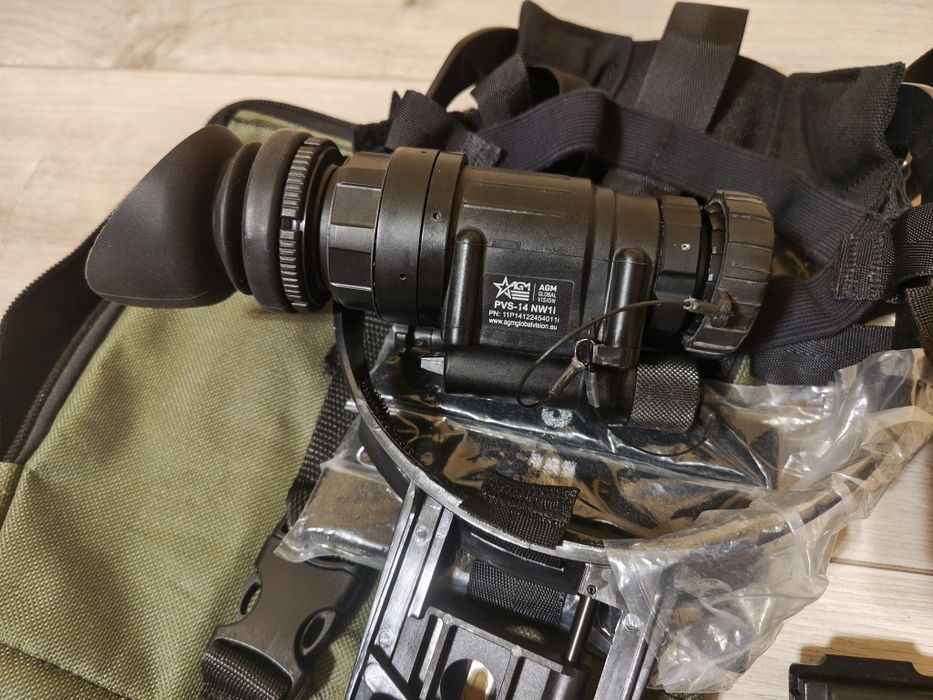 pvs 14 білий монокуляр нічного бачення