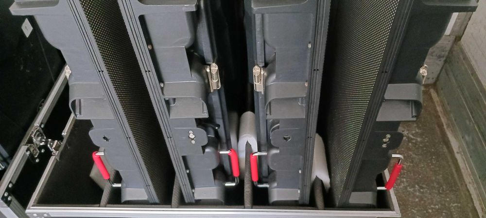 Painel de Vídeo Led P5 - Ecrã 4mX2m + 1m2 suplente - Total= 9m2