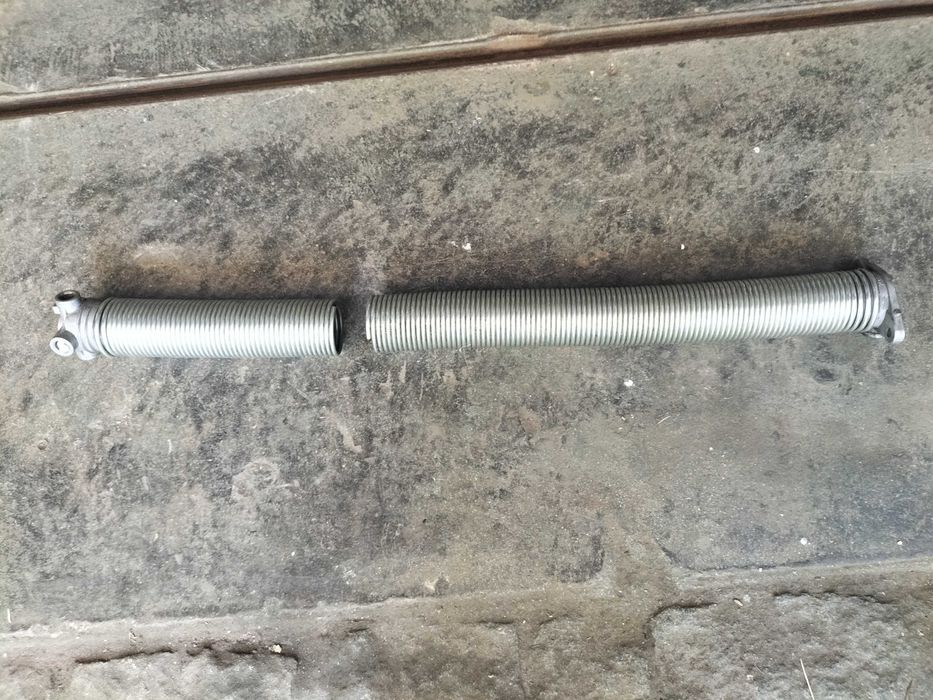 Mola Porta Seccionada