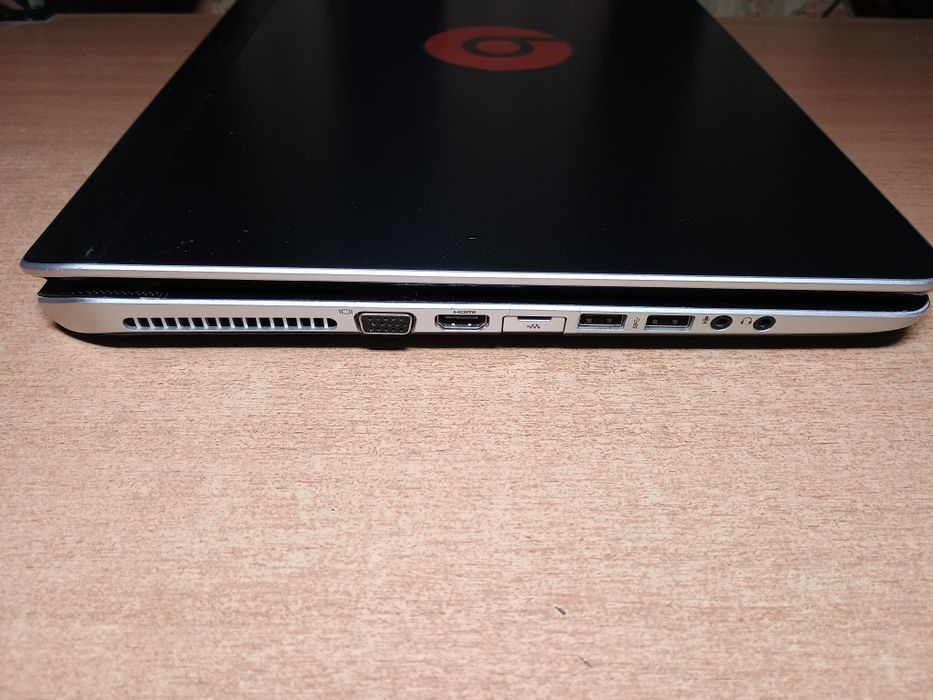 HP Envy dv7-7388sr Core i7/16Gb RAM/480Gb SSD/GT 650M 2Gb/BEATS AUDIO