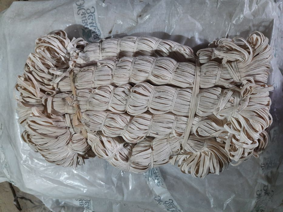 Продам эластичную  резинку