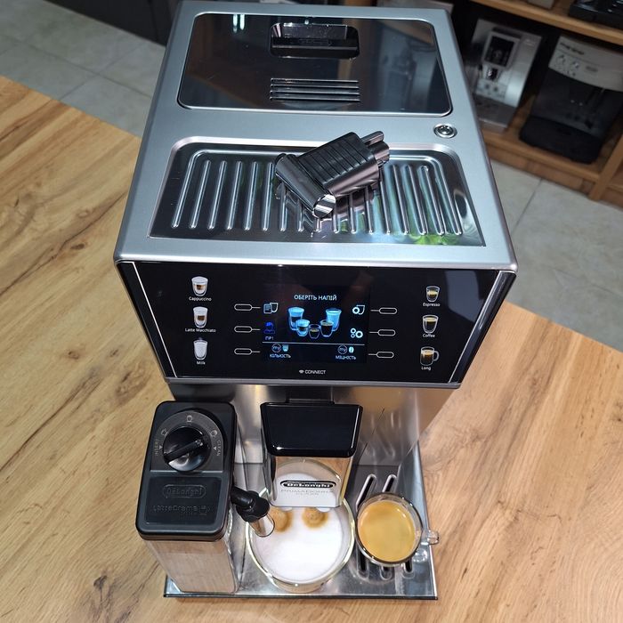 Кавомашина Delonghi PrimaDonna Class