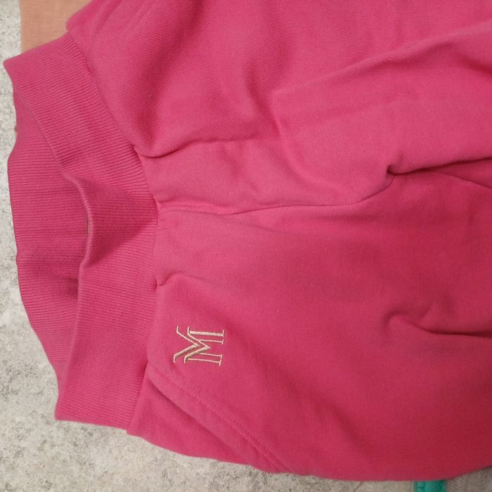 La manuell spodnie s i nowy tshirt