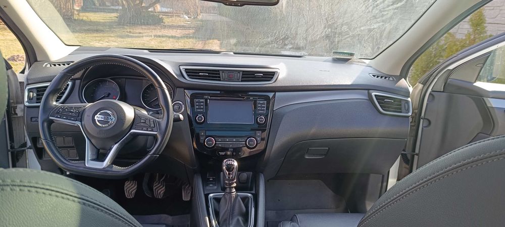 NISSAN QASHQAI 1.2 DIG-T wersja TEKNA - Salon Polska