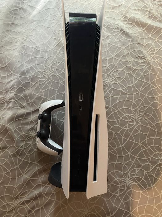 Vendo PS5 excelente estado