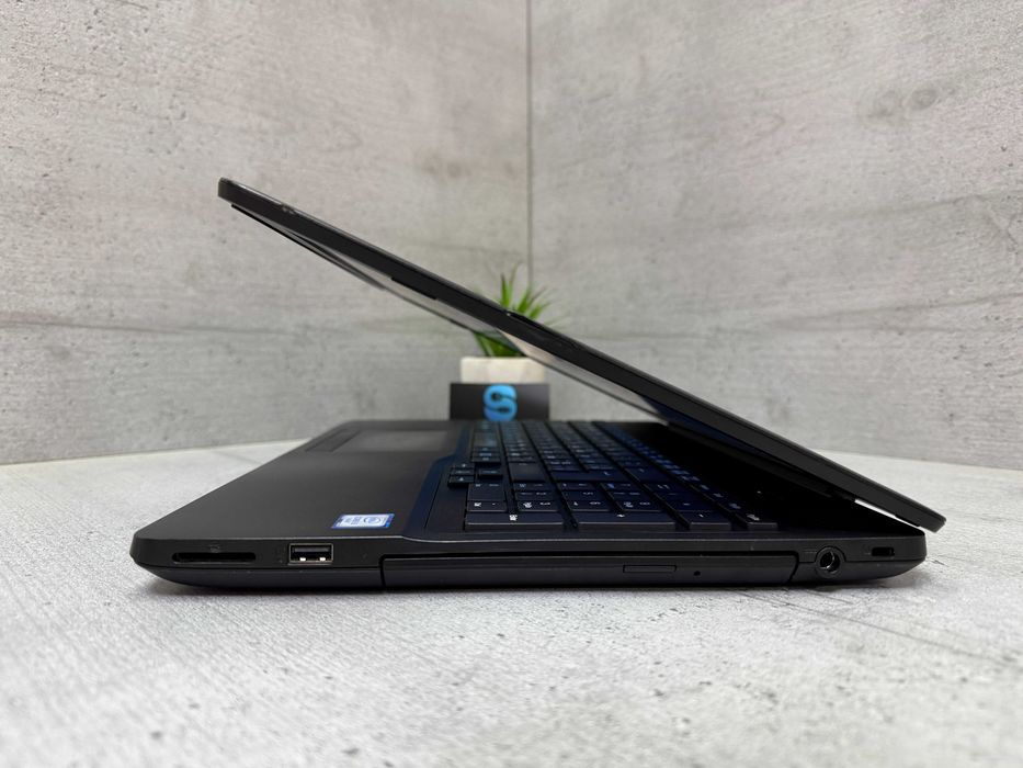 128gb ssd/8gb ddr4/Стильний ноутбук Fujitsu A556/i5-6200u