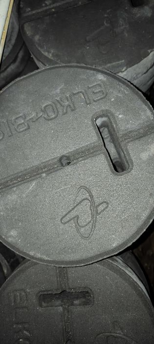 Podstawa betonowa masztu odgromowego