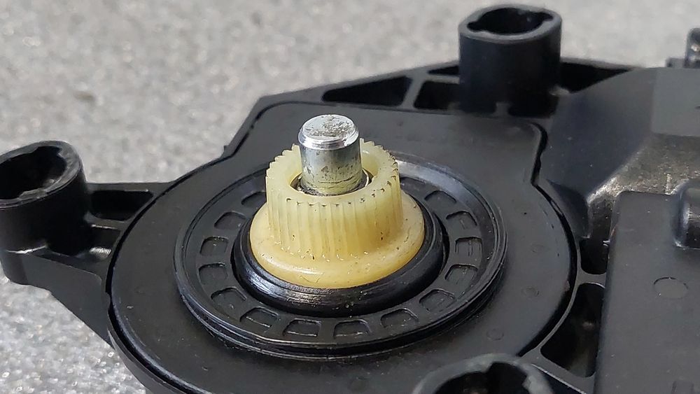 Motor vidro trás esquerdo AUDI A2 (8Z0)