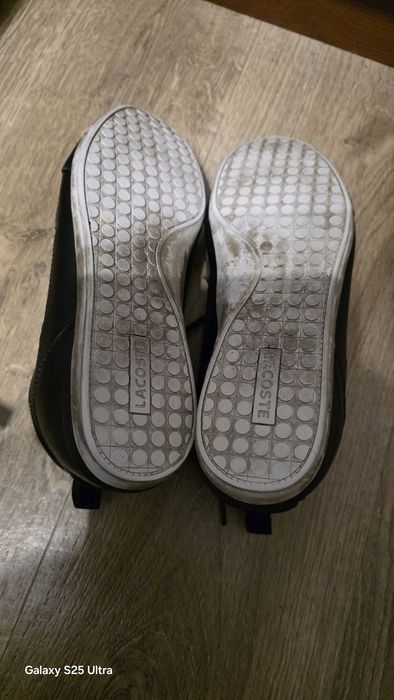 Buty Lacoste 42.