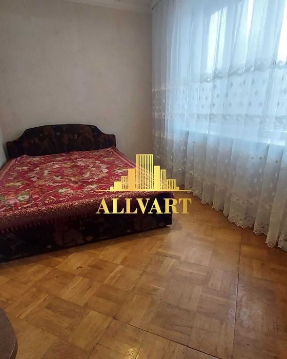 Продаж 3кім квартири під ремонт Сирець, вул. Ольжича, Метро Дорогожичі