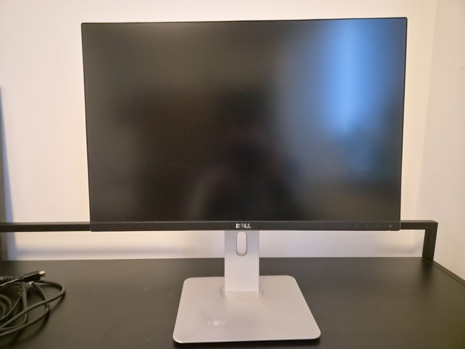 Monitor 24" LED Dell U2415