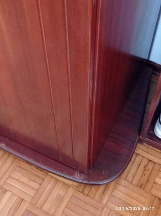 Armário 4 portas 2 espelhos Guarda roupa