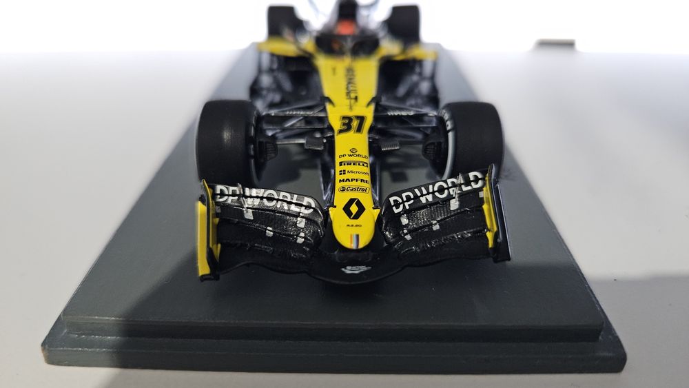 Spark 1:43 Renault R.S.20 #31 Esteban Ocon – Sakhir GP 2020