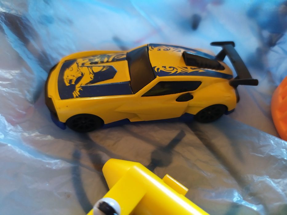 Продаються дитячі машинки