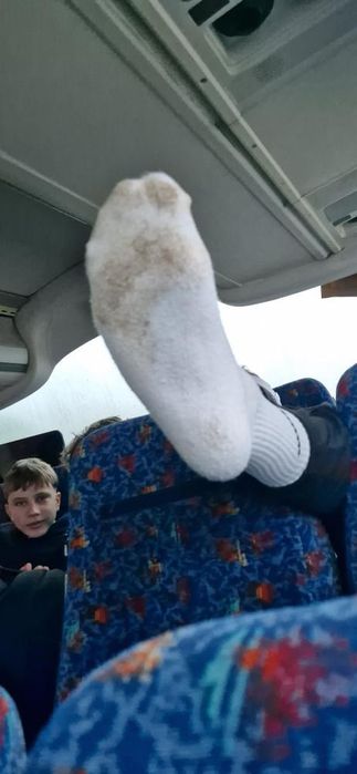 Bardzo dobrze wykonana skarpeta noszona i niestety lekko brudna