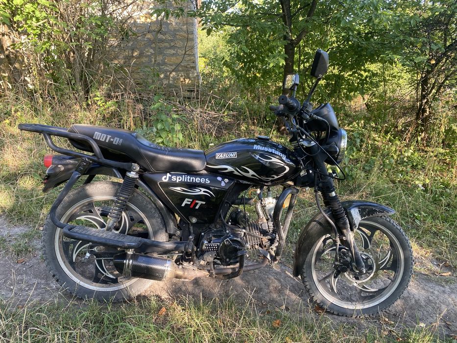 Продам мустанг фіт 1 125 кубів