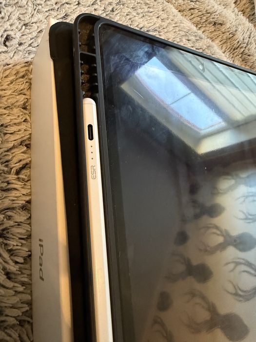 Zestaw MacBook + IPad 256GB + rysik idealne dla studenta