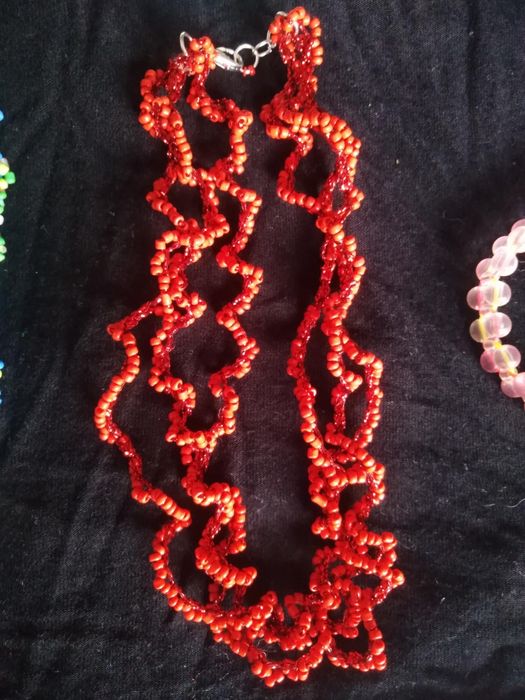 Прикраси з бісеру