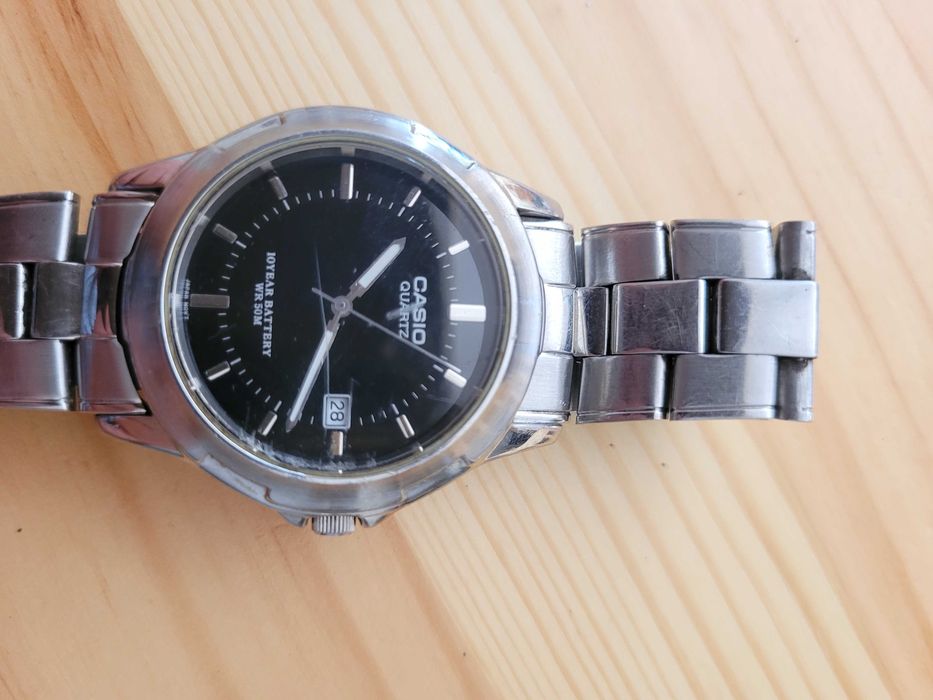 Casio zegarek z bransoletą