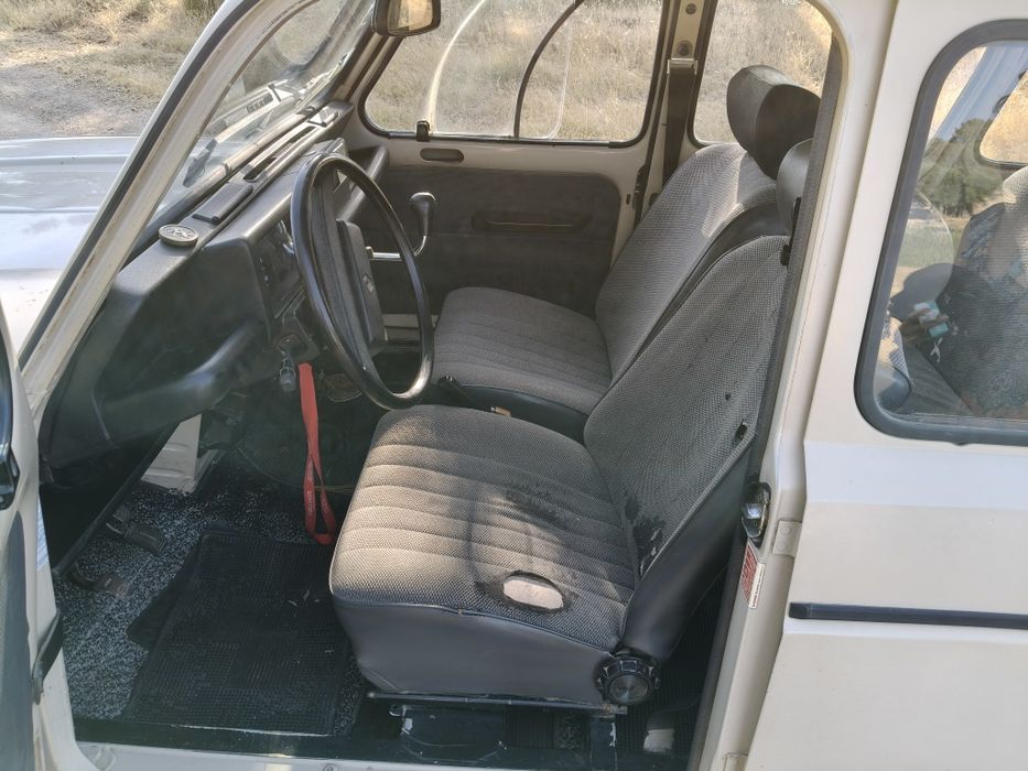 Renault 4 — fotografia 10
