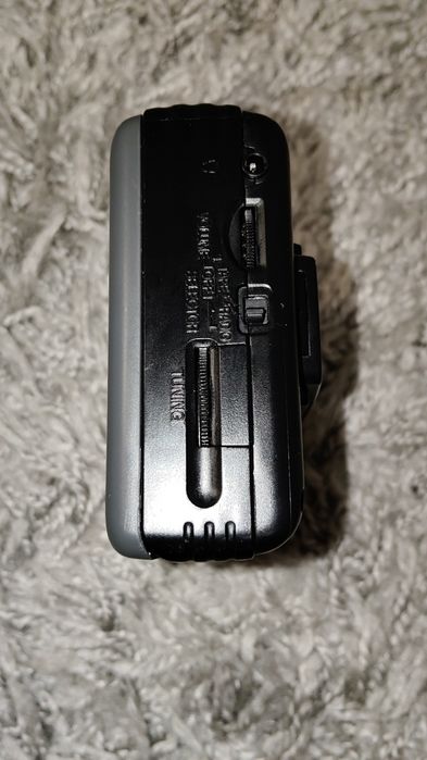 Walkman Panasonic RQ-V65 Stereo Radio Player