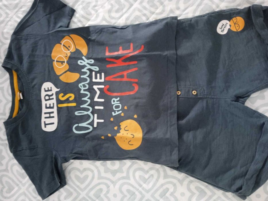 Conjunto de 2 T-shirts e calções da TucTuc