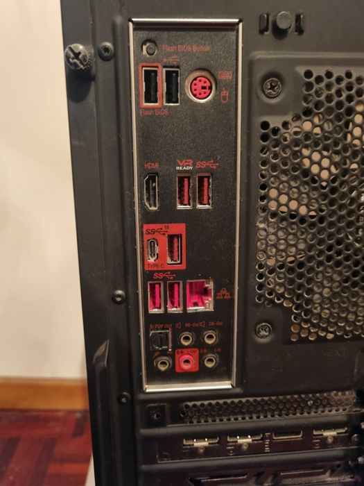 VENDO PC GAMING RYZEN 5 | GTX 1660 SUPER | 32GB RAM | NZXT Razer