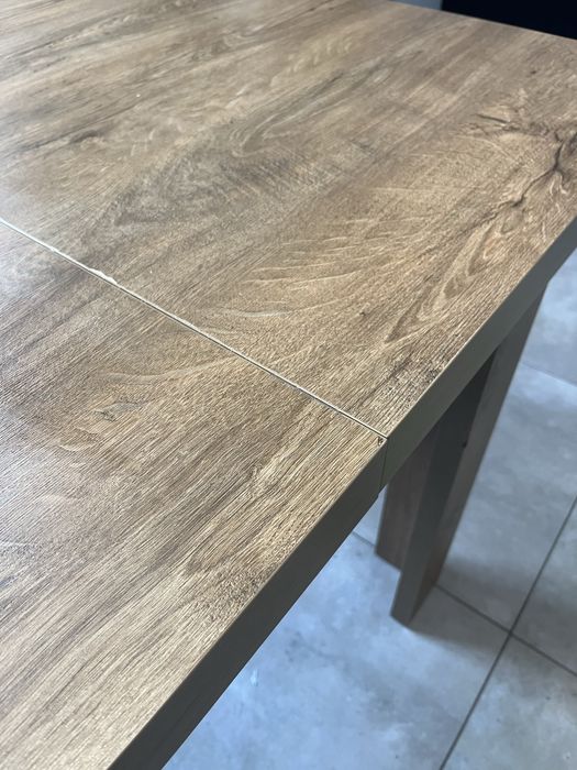 Stół rozkładany + 6 krzeseł