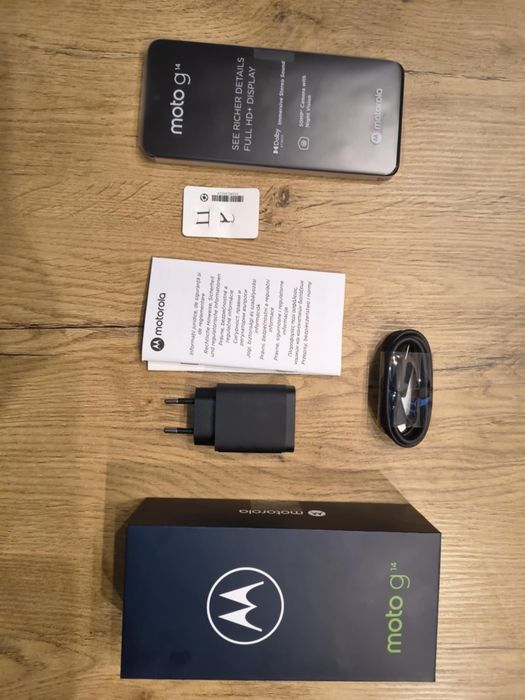 Nowa, blado różowa Motorola g14, 4/128 GB