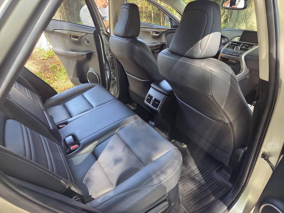 Lexus NX200T , 4wd (повний привід) , акпп ( автомат) , 2015р.