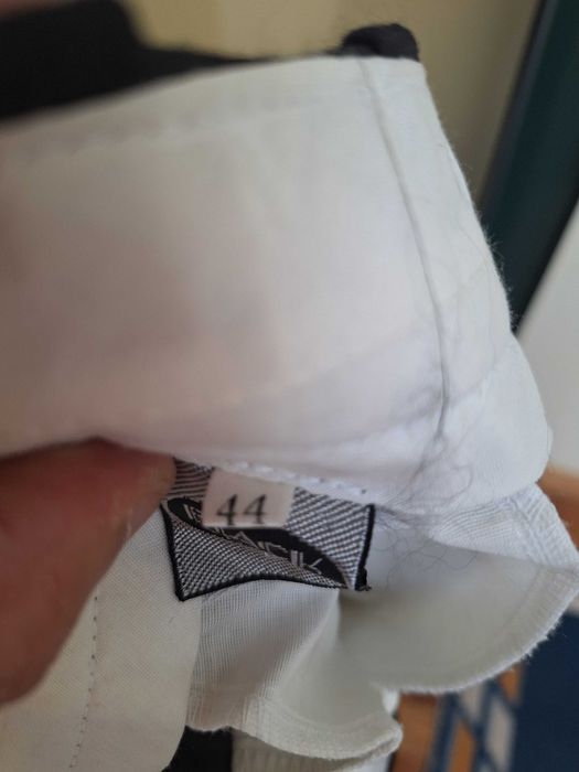 Traje universitário masculino