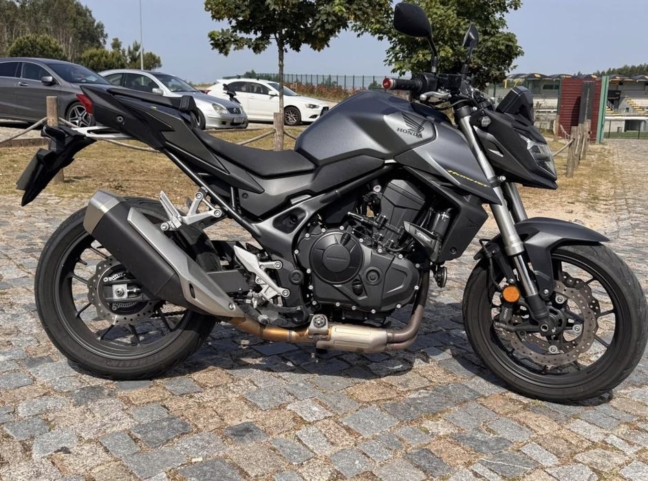 Honda CB750 Hornet
