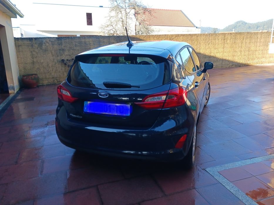 Ford fiesta 1.5 tdci de 29-12-2019 como novo apenas 97 000 klm ,crédito 152€ mês