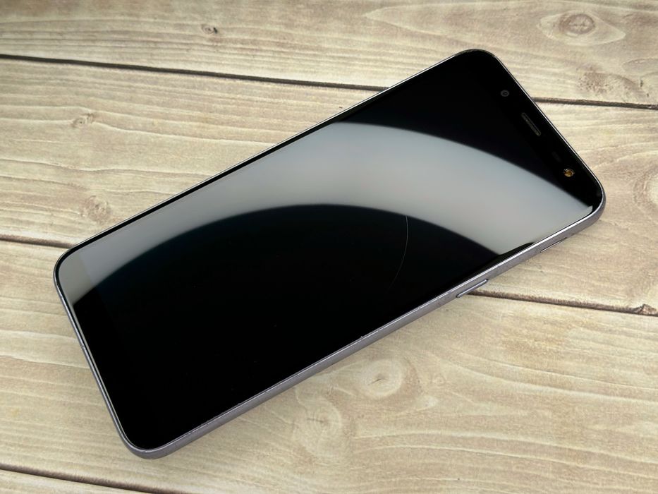 Samsung Galaxy J6 J600F