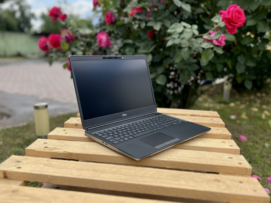 RTX 5000 16GB/Dell Precision 7550/i7-10875H/32GB+SSD 1TB/15.6"FHD IPS