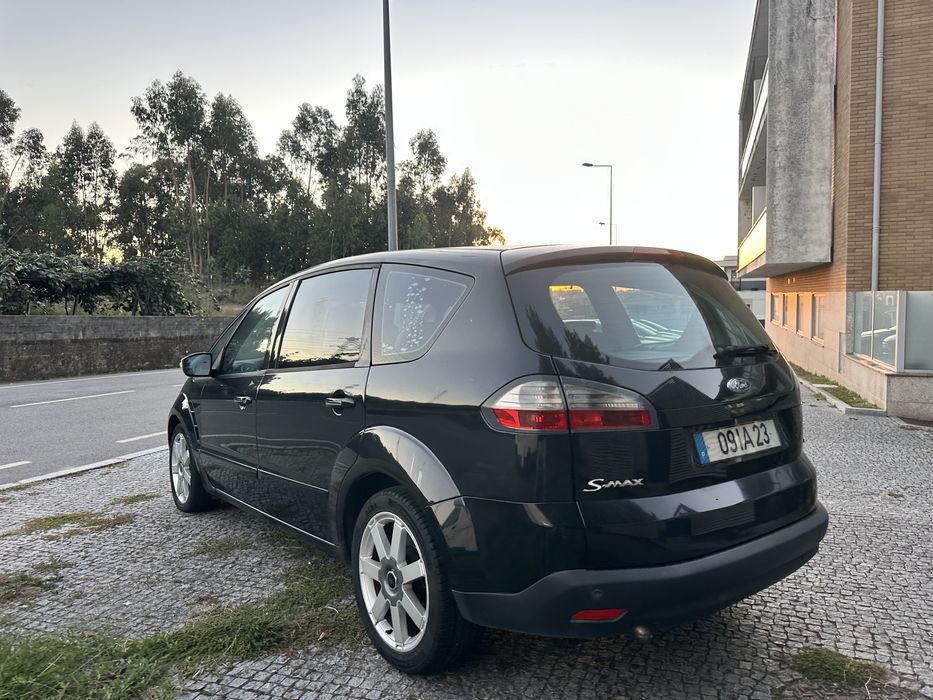 Ford S-Max 1.8TDCI 7 lugares — photo 3