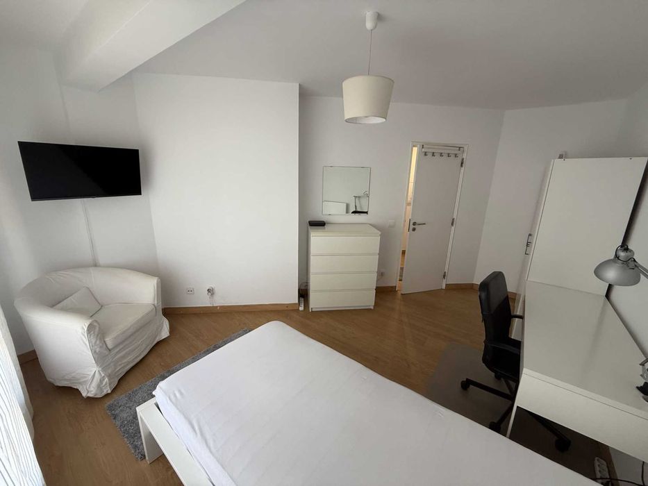 Quartos para estudantes - FCT NOVA e Egas Moniz - Monte de Caparica