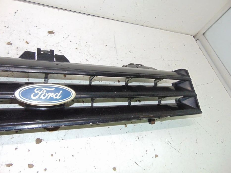 Ford granada grelha " nova de stock antigo