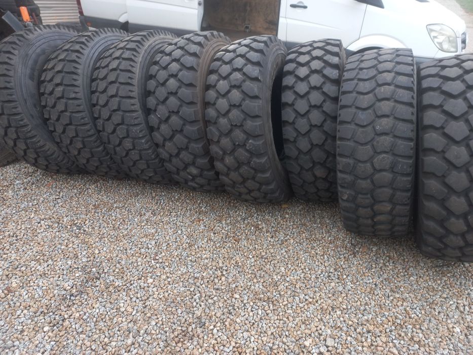 Opony 395/85R20 Michelin.